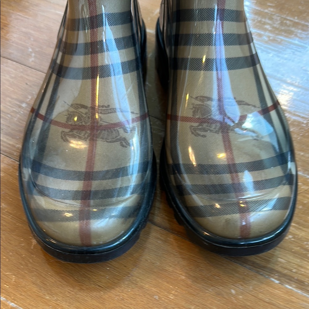 Burberry Plaid Winter & Rain Boots - Tan and Black - Picture 12 of 12